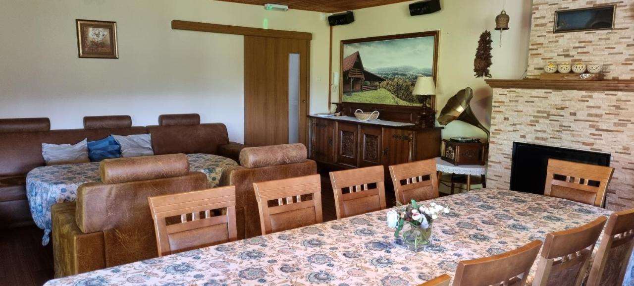 Chata Linia Kokava nad Rimavicou Buitenkant foto