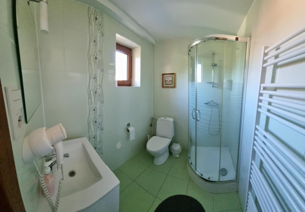 Chata Linia Kokava nad Rimavicou Buitenkant foto
