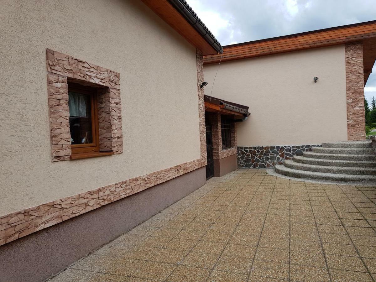 Chata Linia Kokava nad Rimavicou Buitenkant foto